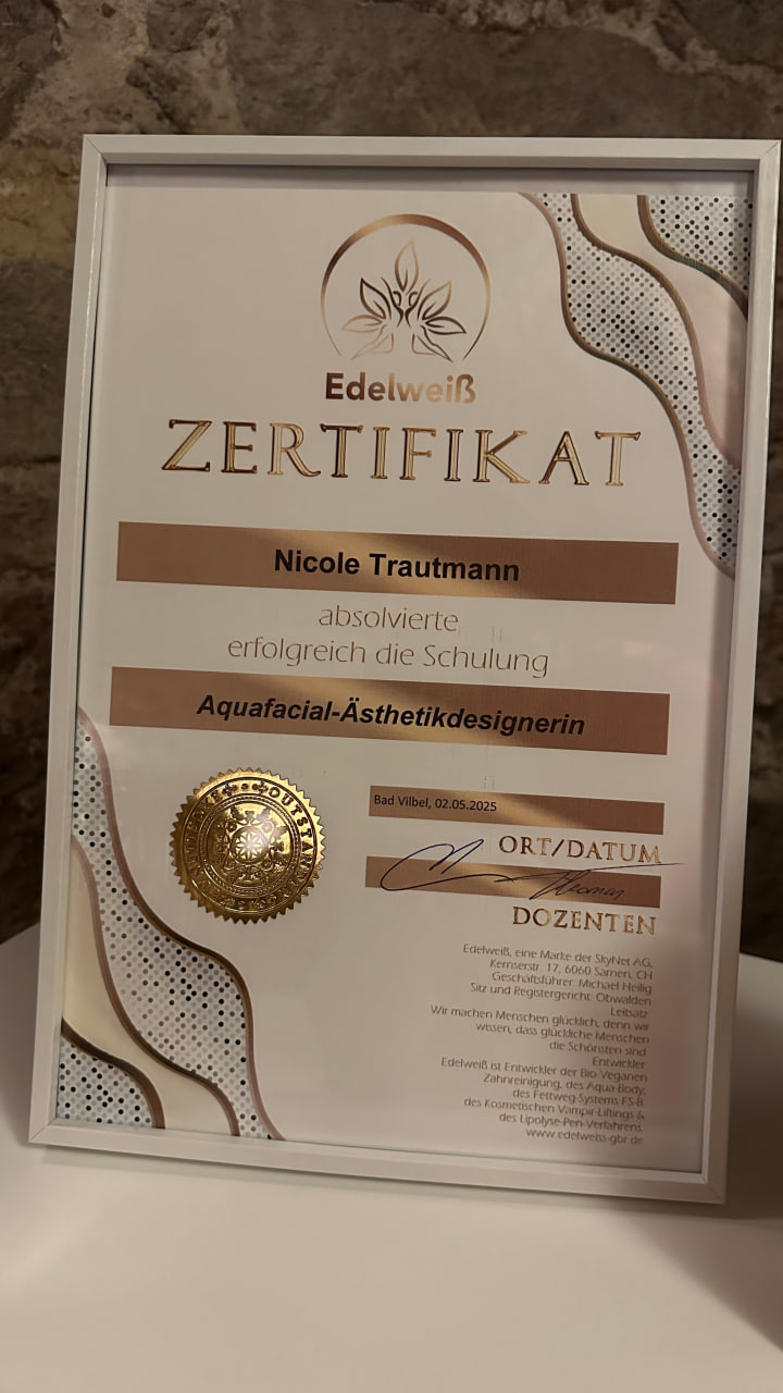 Aqua Facial behandlung Radebeul, Nicole-Trautmann-Zertifikat